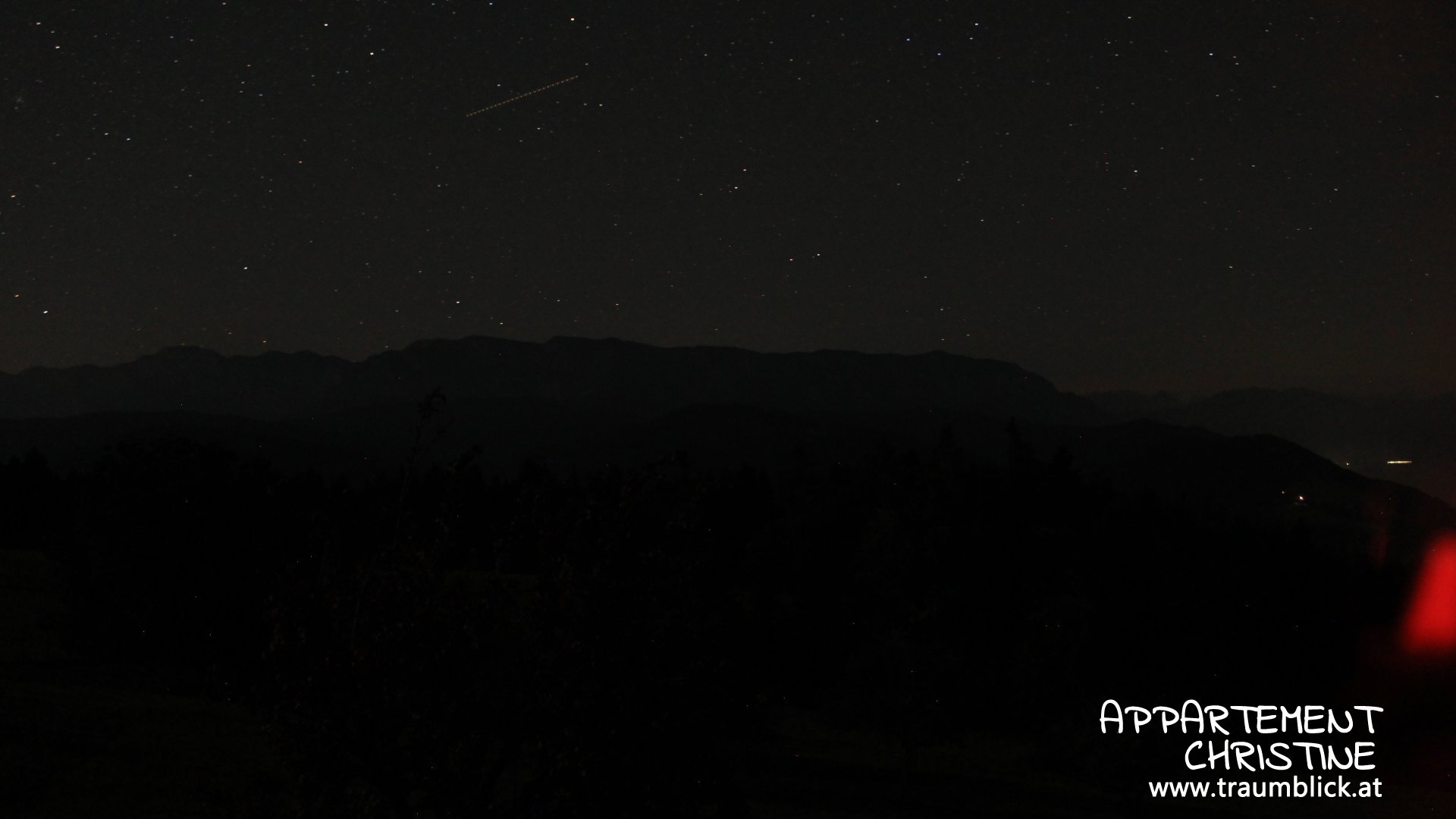 Live webcam view Attersee | Höllengebirge mountains