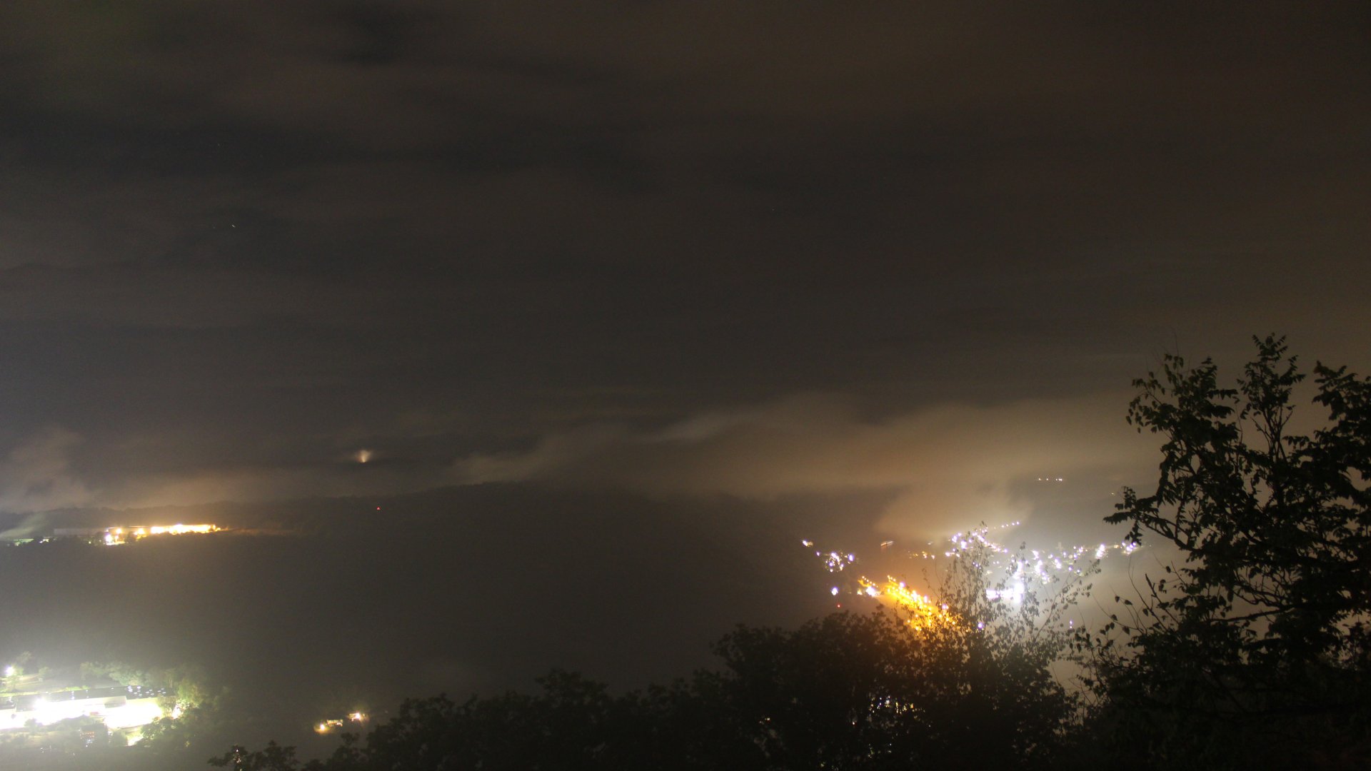 Live webcam view Starkenburg via the Mosel towards Enkirch