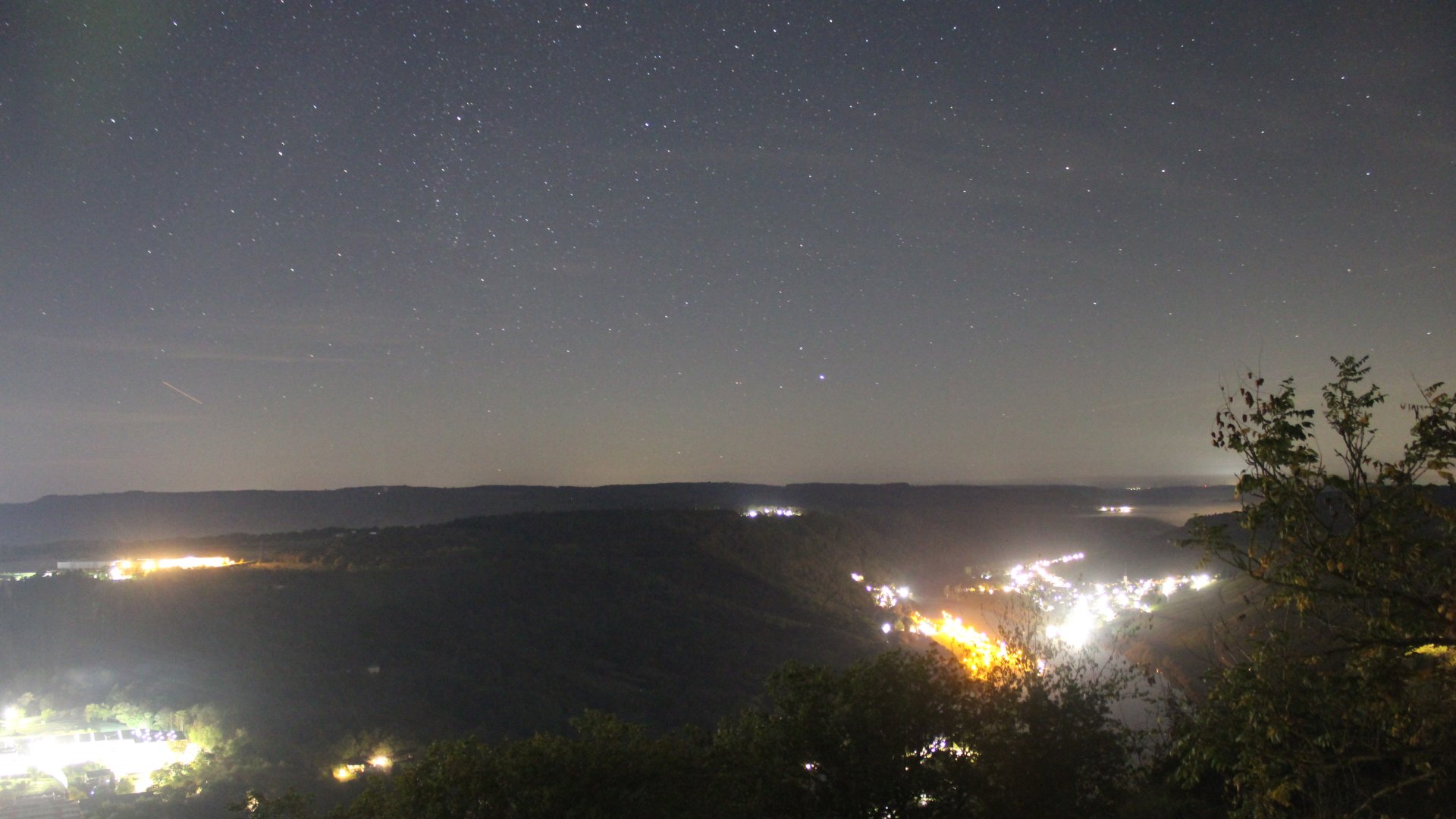 Live webcam view Starkenburg via the Mosel towards Enkirch