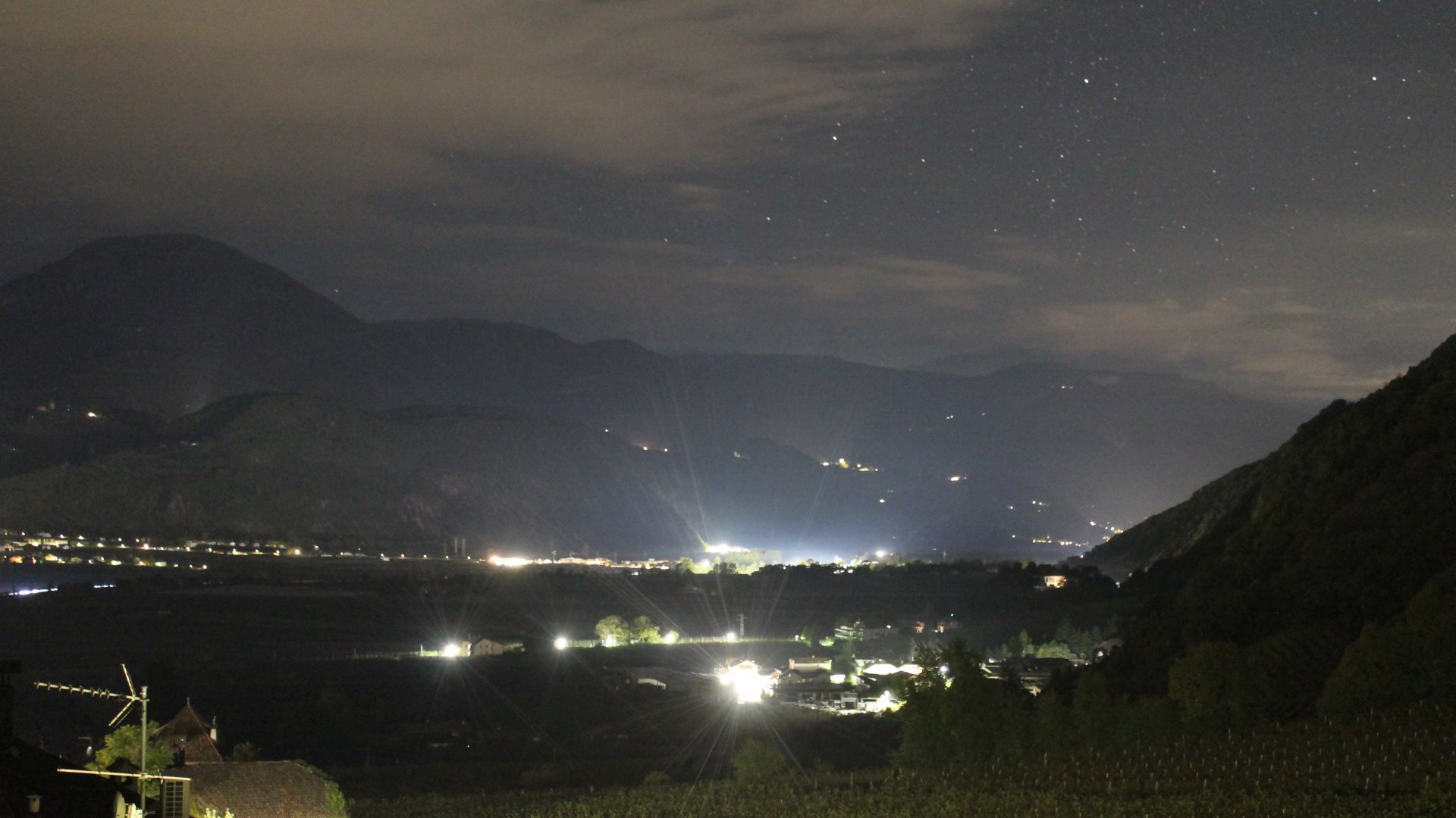 Live webcam view Terlan and the Adige Valley