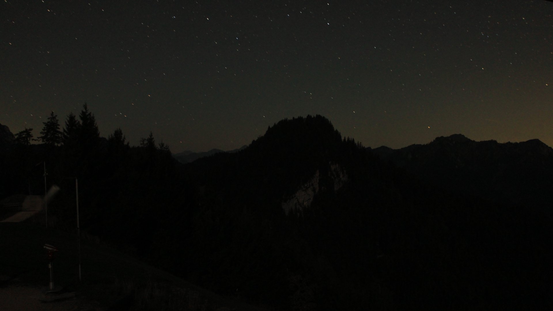 Live webcam view Unternbergalm, facing west